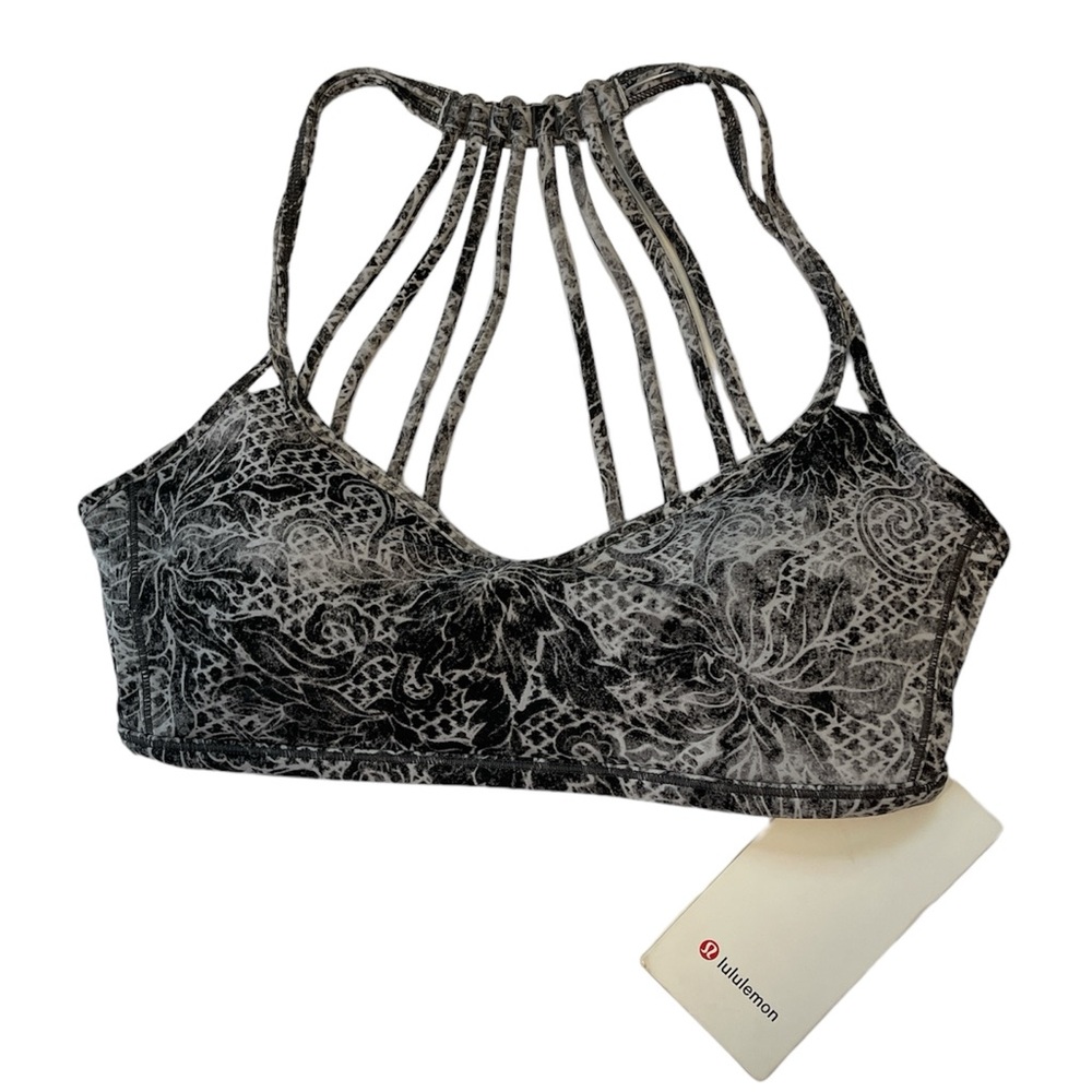 NWT - Lululemon Bra - Size 8